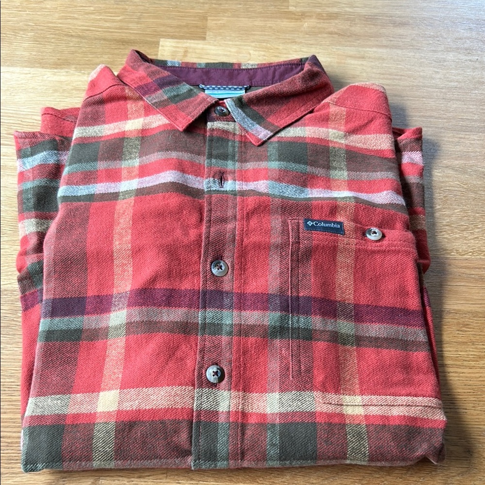 Columbia Rustic Plaid Button-Up Shirt